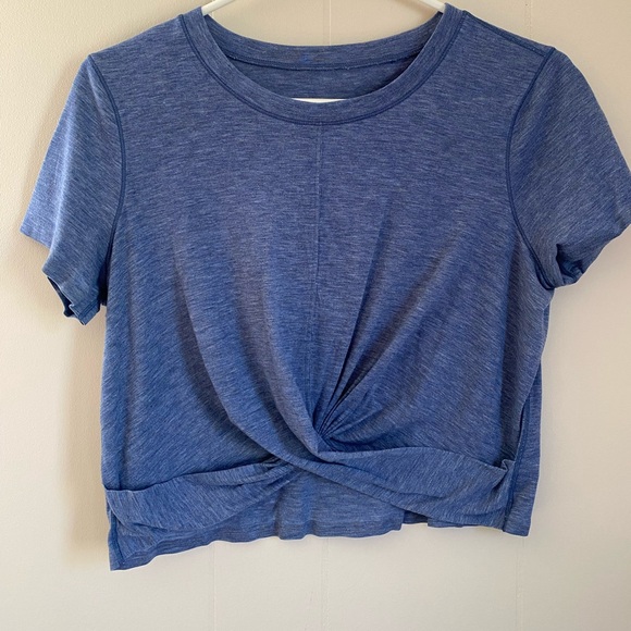 Lululemon Intended Crop Tee in Heathered Dark Cobalt (blue) - Picture 1 of 6